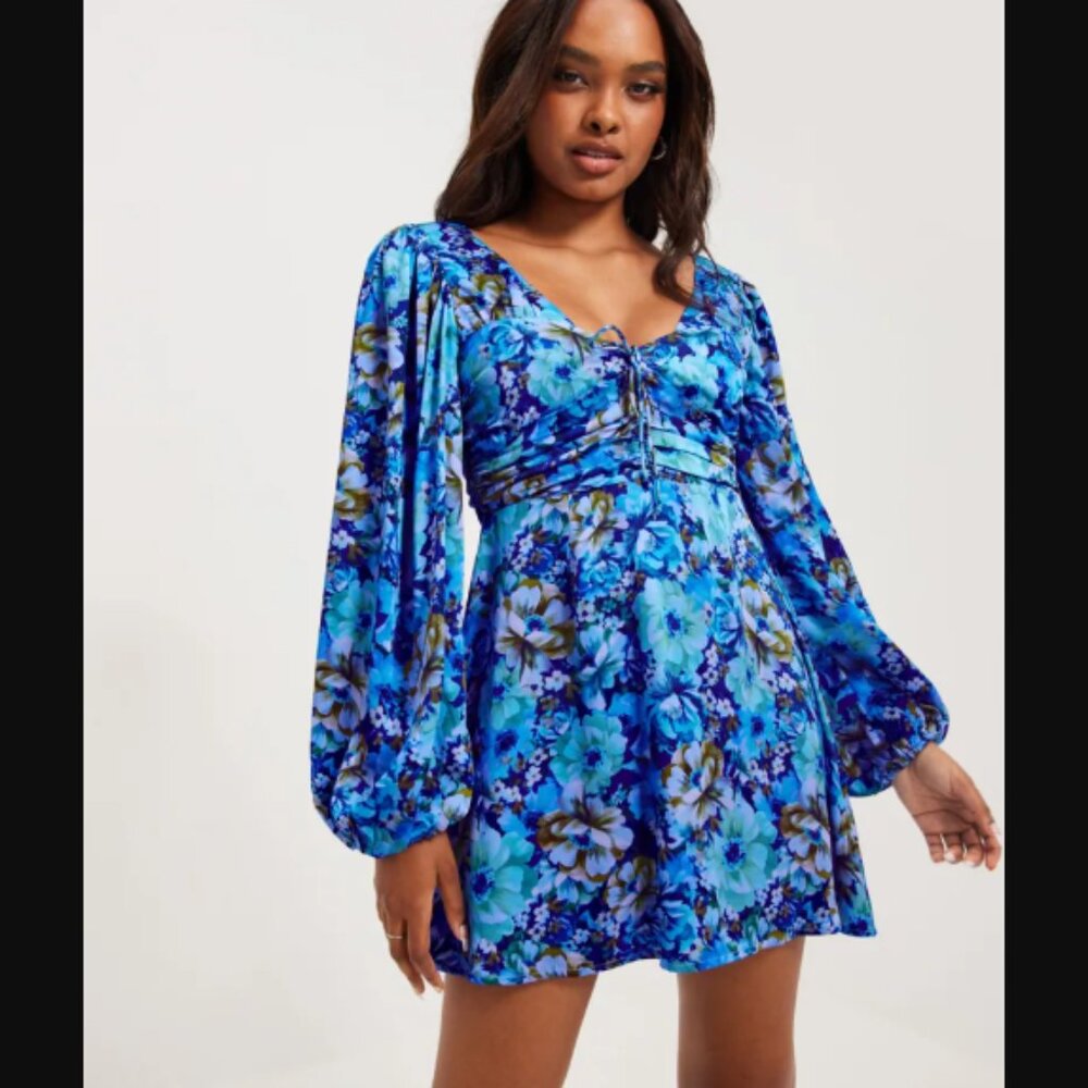 For Love & Lemons Astor Mini Dress Shade Blue Size L Retail Price $243.00